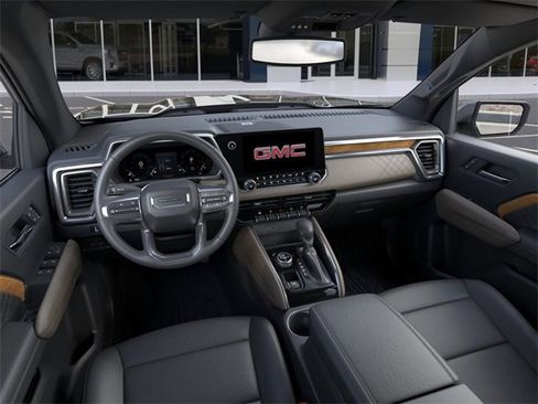 New 2026 GMC Canyon Denali image 15
