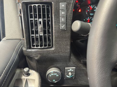 New 2026 Chevrolet Express 2500 w/ Driver Convenience Package RWD image 43