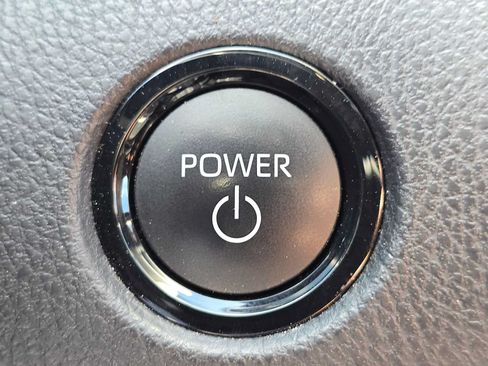 Used 2026 Toyota Camry SE FWD image 30