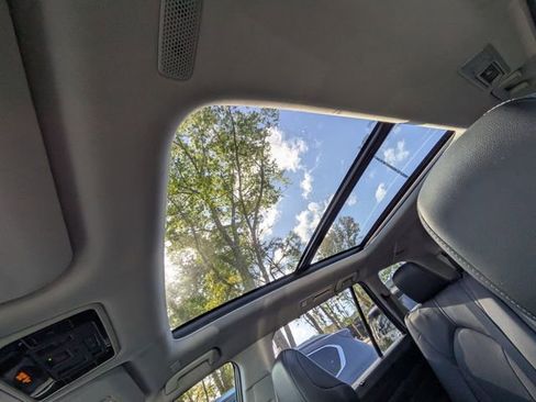 Used 2024 Toyota Grand Highlander FWD image 22