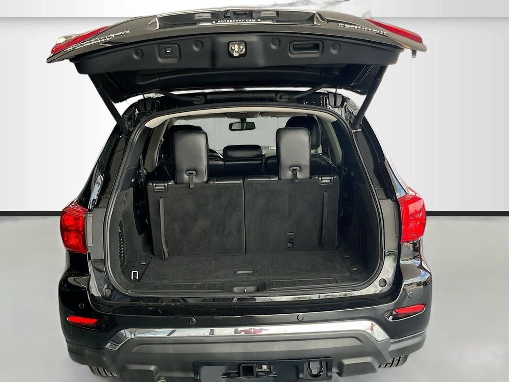 Used 2020 Nissan Pathfinder Platinum FWD image 26
