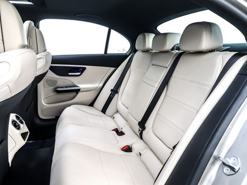 Used 2023 Mercedes-Benz C 300 Sedan image 8