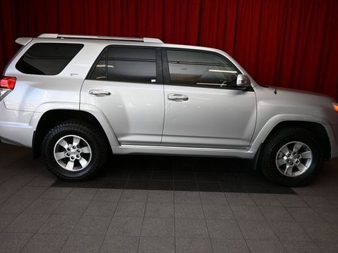 Used 2012 Toyota 4Runner SR5 image 5