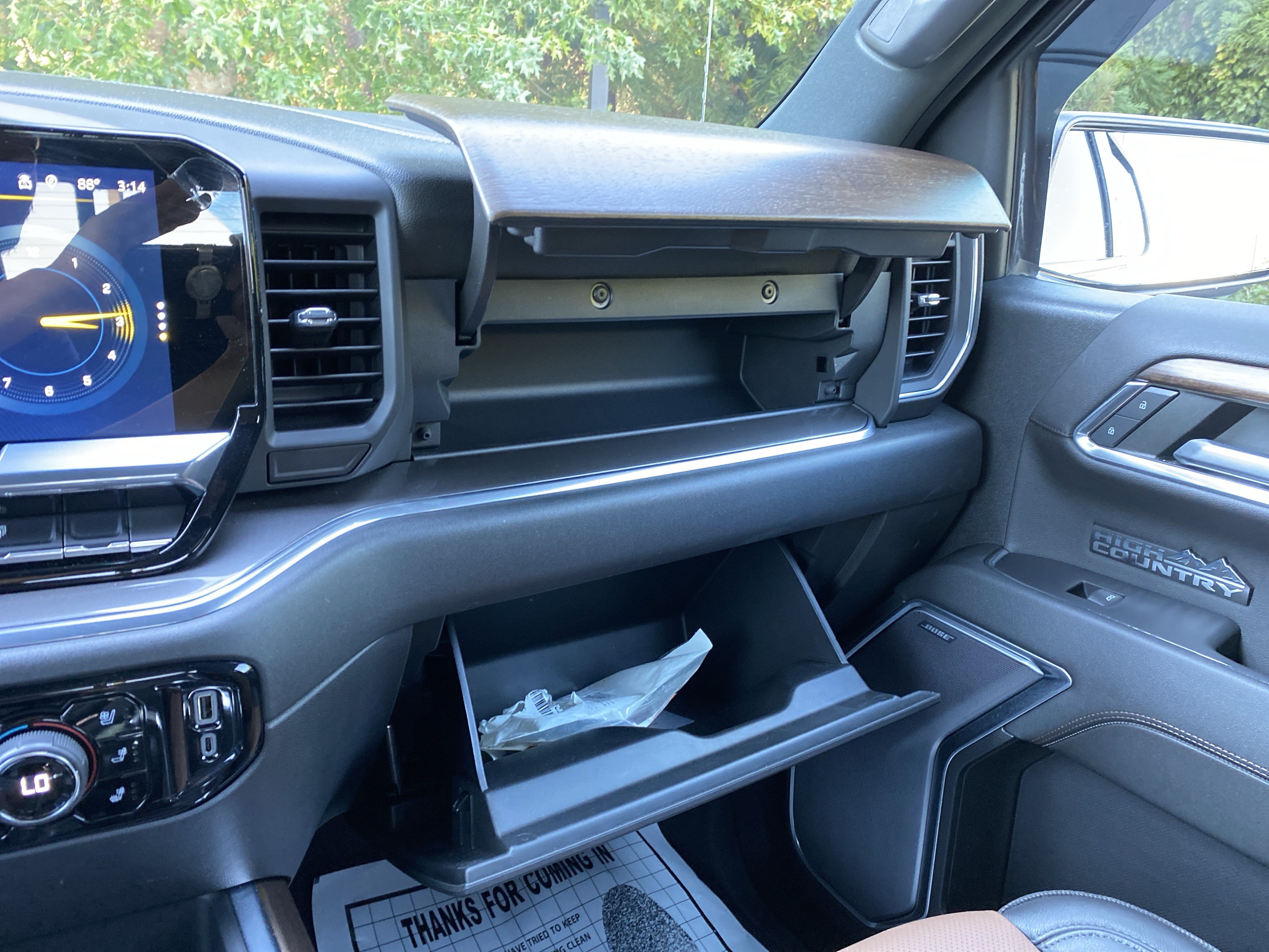 Used 2023 Chevrolet Silverado 1500 High Country w/ High Country Premium Package AWD/4WD image 33
