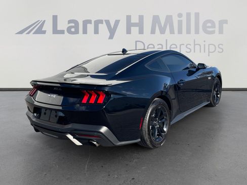 Used 2026 Ford Mustang GT RWD image 5