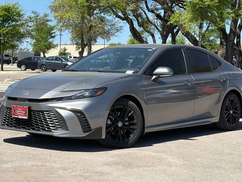Certified 2025 Toyota Camry SE image 43