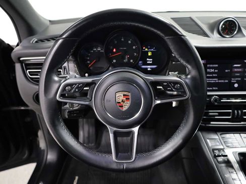 Used 2020 Porsche Macan AWD/4WD image 25
