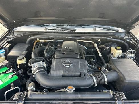 Used 2014 Nissan Frontier SV w/ SV Value Truck Package RWD image 32