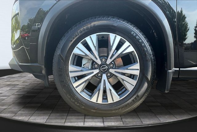 Used 2022 Nissan Rogue SV AWD/4WD image 33