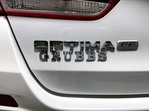 Used 2020 Kia Optima LX image 40