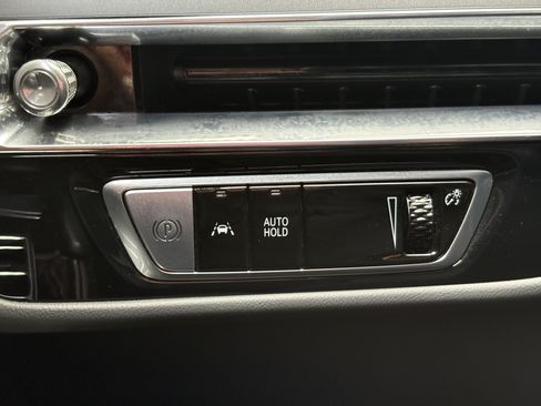 Certified 2024 Cadillac Lyriq Tech AWD/4WD image 29