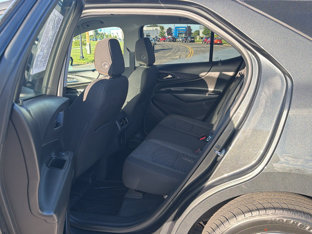 Used 2020 Chevrolet Equinox LT AWD/4WD image 32