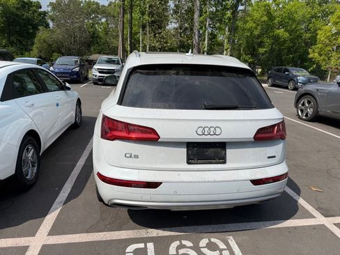 Used 2019 Audi Q5 2.0T Premium Plus w/ Premium Plus Package AWD/4WD image 6