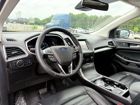 Used 2020 Ford Edge SEL w/ Convenience Package AWD/4WD image 16