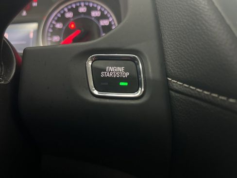 Used 2023 GMC Acadia SLE w/ LPO, Floor Liner Package image 35