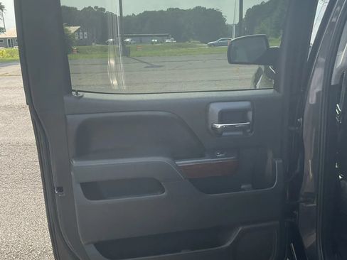 Used 2014 GMC Sierra 1500 SLT w/ SLT Crew Cab Value Package AWD/4WD image 36