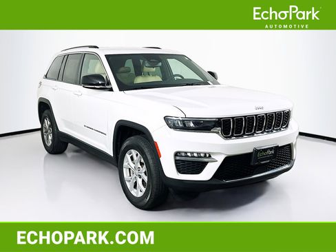 Used 2023 Jeep Grand Cherokee Limited image 1