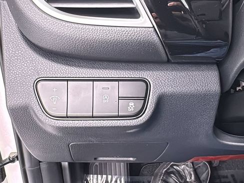 New 2026 Kia Seltos S AWD/4WD image 32