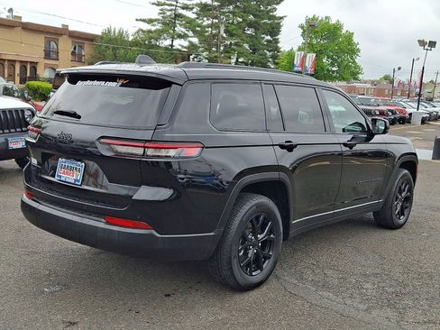 Used 2024 Jeep Grand Cherokee L Altitude AWD/4WD image 6