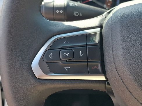 Used 2025 Jeep Compass Limited AWD/4WD image 21