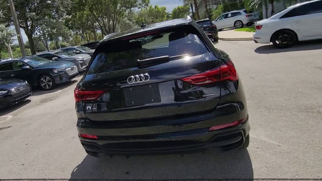 Certified 2023 Audi Q3 2.0T Premium w/ Convenience Package AWD/4WD image 7
