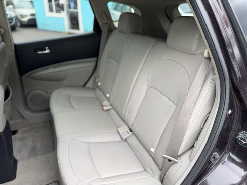 Used 2012 Nissan Rogue SL AWD/4WD image 9