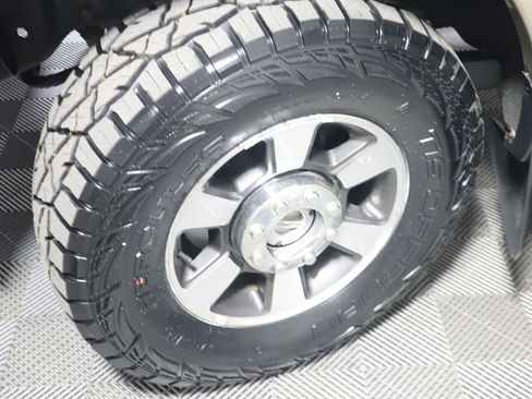 Used 2013 Ford F350 Lariat w/ Lariat Interior Pkg image 15