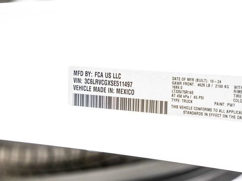 Used 2025 RAM ProMaster 2500 w/ Convenience Group FWD image 33
