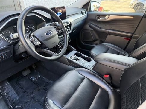 Used 2022 Ford Escape SEL image 11