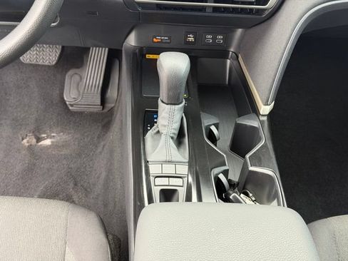 Used 2025 Toyota Camry LE FWD image 16