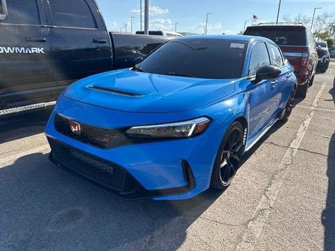 Used 2025 Honda Civic Type R image 2