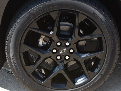 New 2026 Chevrolet Traverse RS w/ LPO, Floor Liner Package FWD image 11