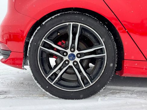 Used 2017 Ford Focus ST image 13