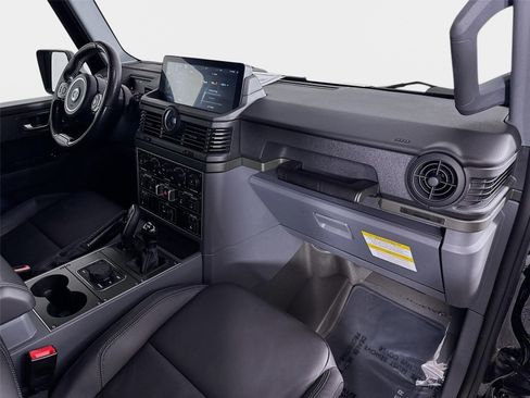 Used 2025 INEOS Grenadier AWD/4WD image 28