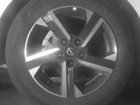 Used 2025 Nissan Sentra SV FWD image 12