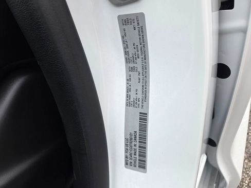 New 2026 Chrysler Voyager LX image 19