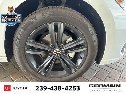 Used 2024 Volkswagen Jetta SE image 11