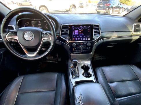 Used 2020 Jeep Grand Cherokee Limited image 16