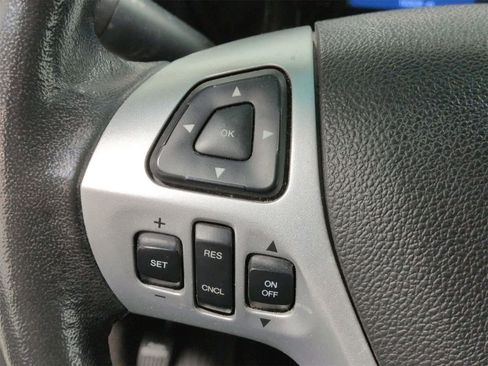 Used 2012 Ford Explorer XLT image 24