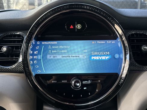 Used 2023 MINI Cooper SE image 12