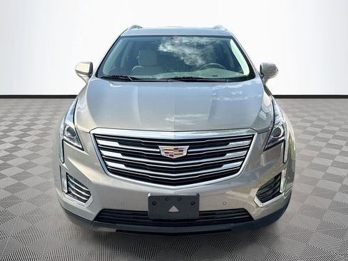 Used 2018 Cadillac XT5 Luxury w/ Driver Awareness Package AWD/4WD image 2