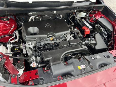 Used 2019 Toyota RAV4 LE image 26