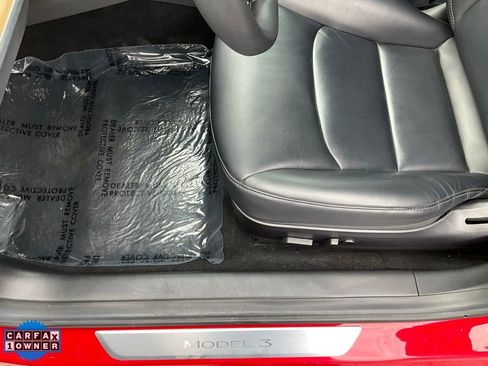 Used 2019 Tesla Model 3 Standard Range Plus image 14