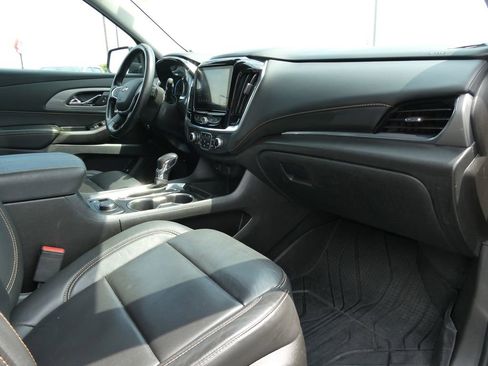 Certified 2021 Chevrolet Traverse LT AWD/4WD image 15