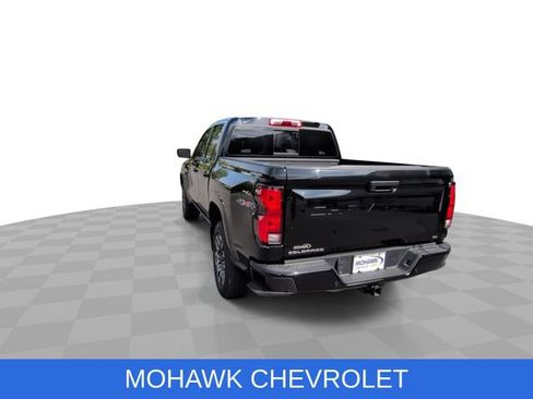 Used 2024 Chevrolet Colorado LT w/ LT Convenience Package III AWD/4WD image 8