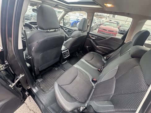 Used 2019 Subaru Forester Premium w/ All-Weather Package image 13