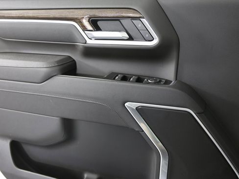 New 2026 GMC Sierra 2500 SLE w/ SLE Convenience Package image 25