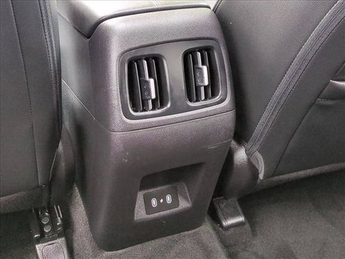 Certified 2025 Hyundai Tucson SEL FWD image 19