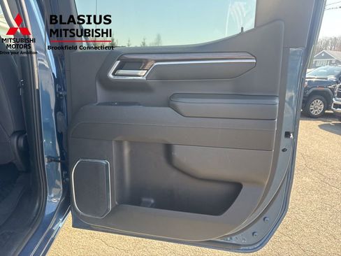 Used 2024 Chevrolet Silverado 1500 LT image 34