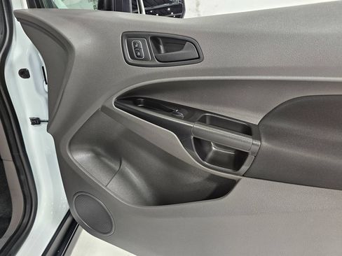 Used 2022 Ford Transit Connect XL FWD image 16